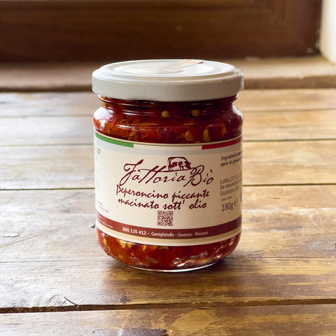 Peperoncino piccante macinato sott'olio